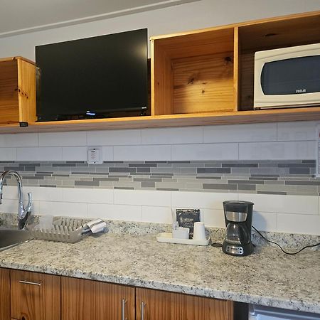 Quest Motel Whitewood 外观 照片